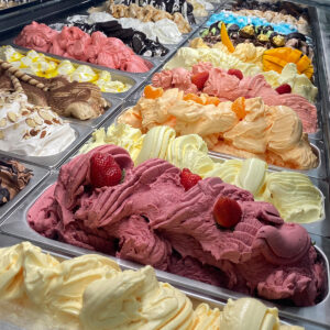 El Carpigiani LB 302 G RTX TRU 2 representa un avance significativo en la producción de helados y gelatos. Su combinación de tecnología avanzada, diseño eficiente y facilidad de uso lo convierten en una herramienta esencial