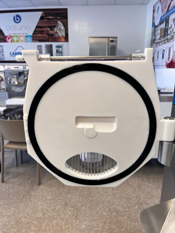 Descubre la Carpigiani LB 200 G Tronic usada: una máquina de heladería artesanal en excelentes condiciones, que combina rendimiento, versatilidad y sostenibilidad.