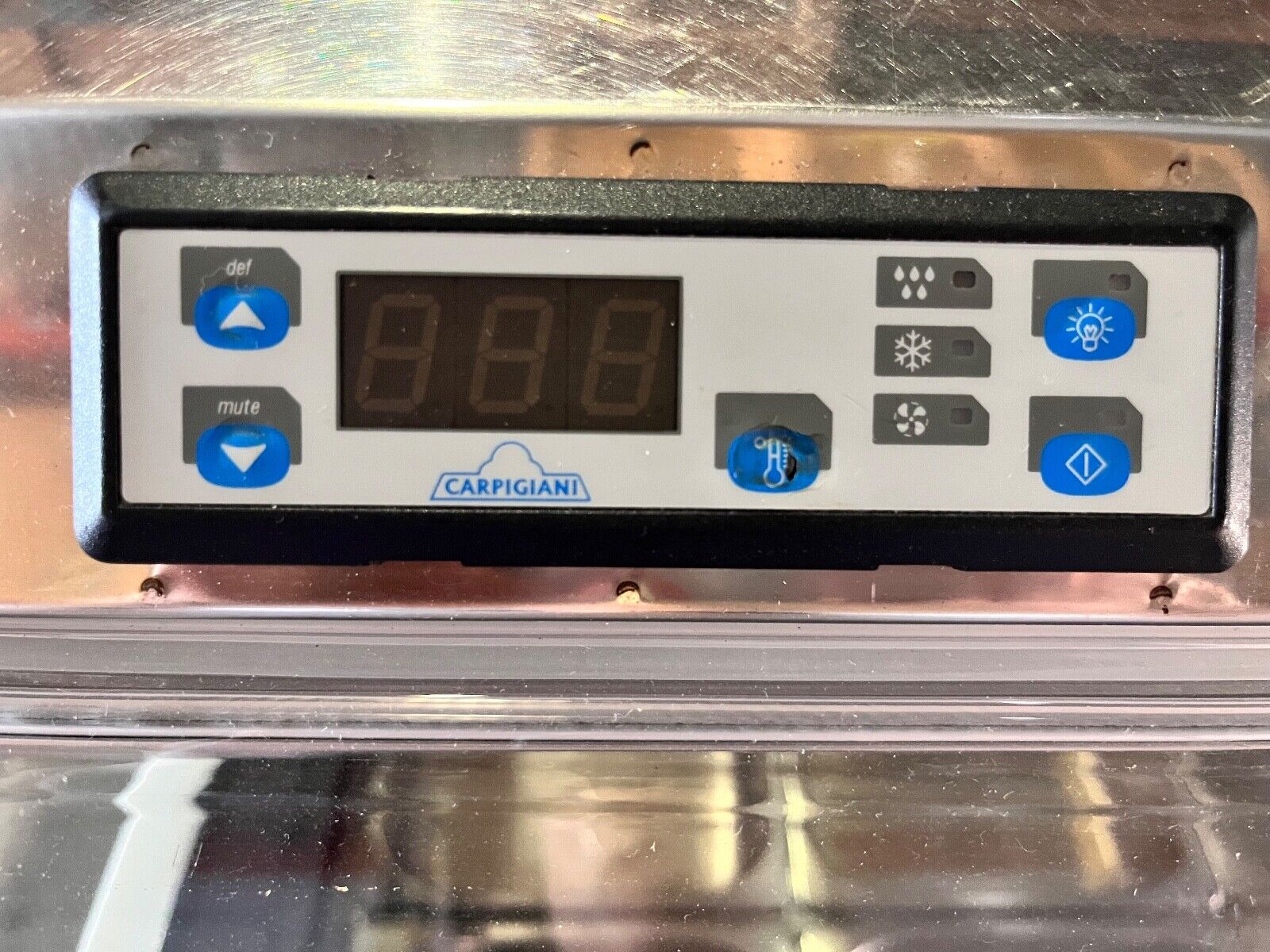 Vitrina para Helados 18 Sabores Carpigiani G9 11 Vitrina para Helados Carpigiani G9, 18 sabores, diseño duradero, visibilidad óptima, control inteligente, vidrio templado, accesorios opcionales.