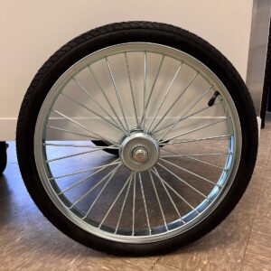 El Ice Cream Push Cart 515 - movilidad y frescura para tu helado, con refrigeración autónoma por 10-12 horas. Perfecto para días de 90°F.