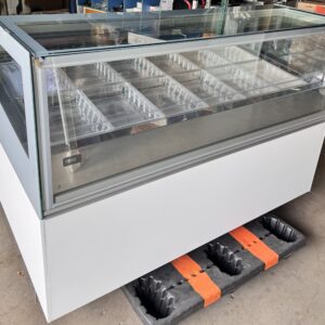 Vitrina de Gelato Italiana DBKM – 18 Pans (Usada)