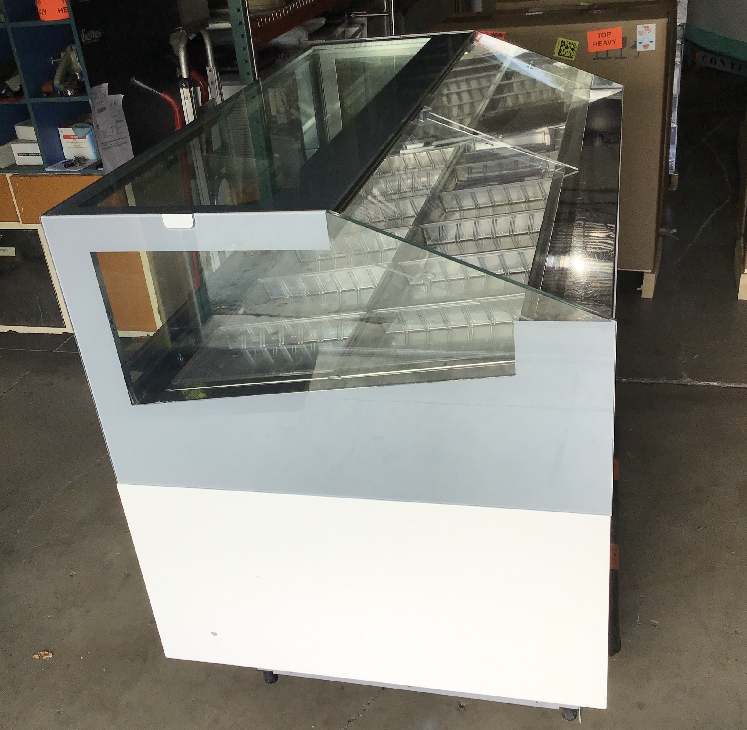 Vitrina de Gelato Italiana DBKM – 18 Pans (Usada) 11 Vitrina de Gelato Italiana DBKM – 18 Pans (Usada) - Imagen 9