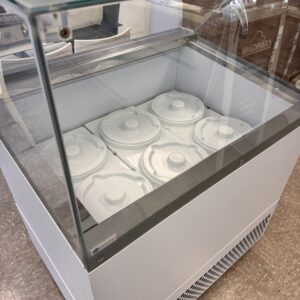 DEMO - Vitrina ISA Cold Wall – 6 Sabores