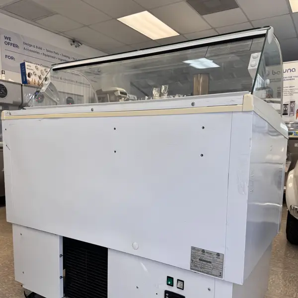 ISA Samoa 120 – High-Performance Gelato Display Case (9 Pans)